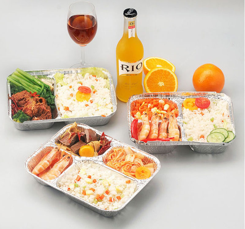 Пластина из алюминиевой фольги с 3 отсеками и несколькими сетками