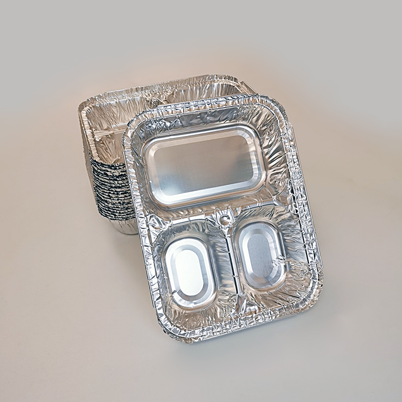 Противни из алюминиевой фольги с 3 отделениями