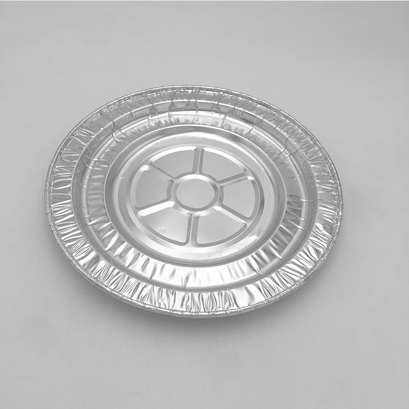 Большие блюда с фланами из фольги